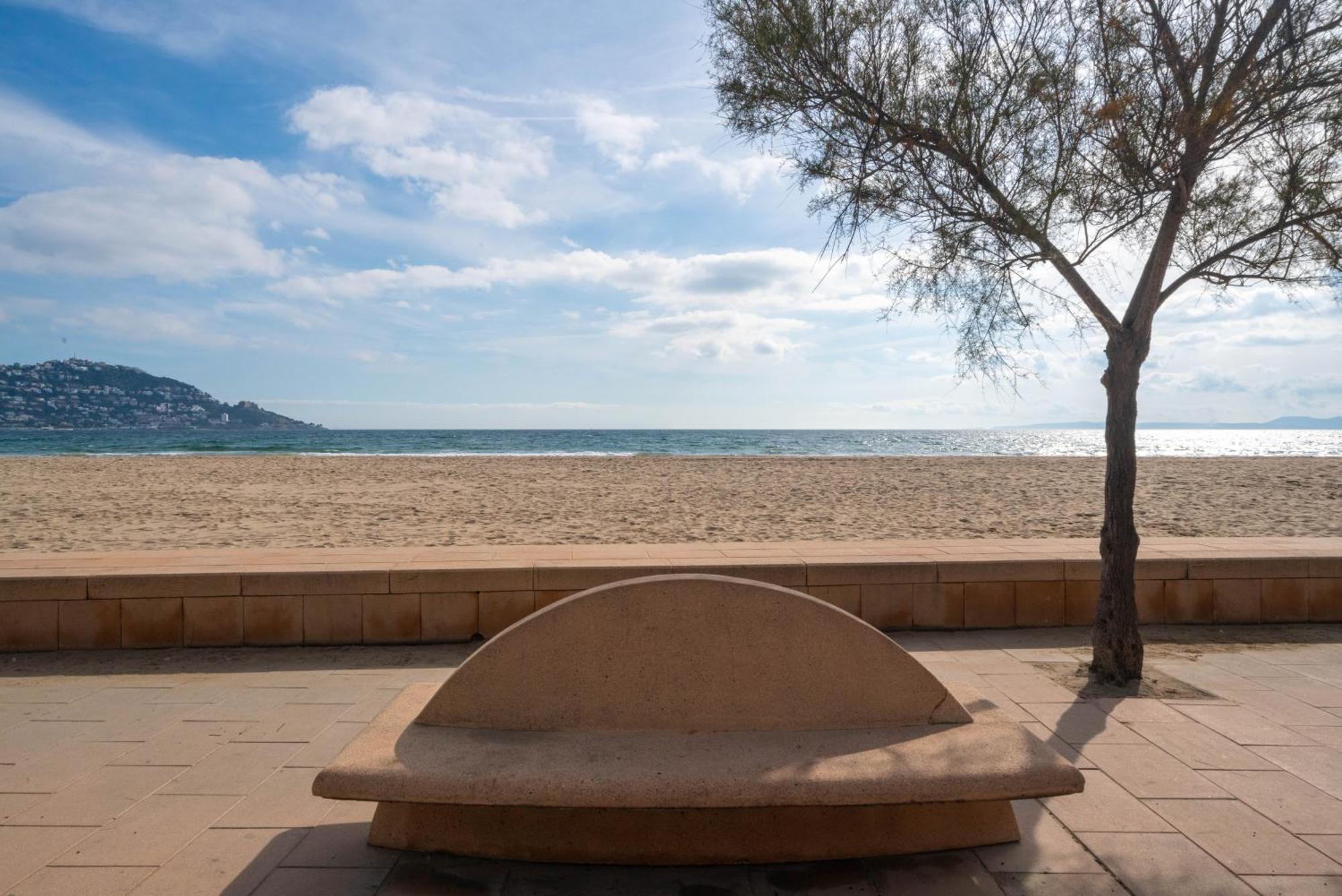 Welhomy Magnifique Appartement Santa Margarida Roses Estany Экстерьер фото
