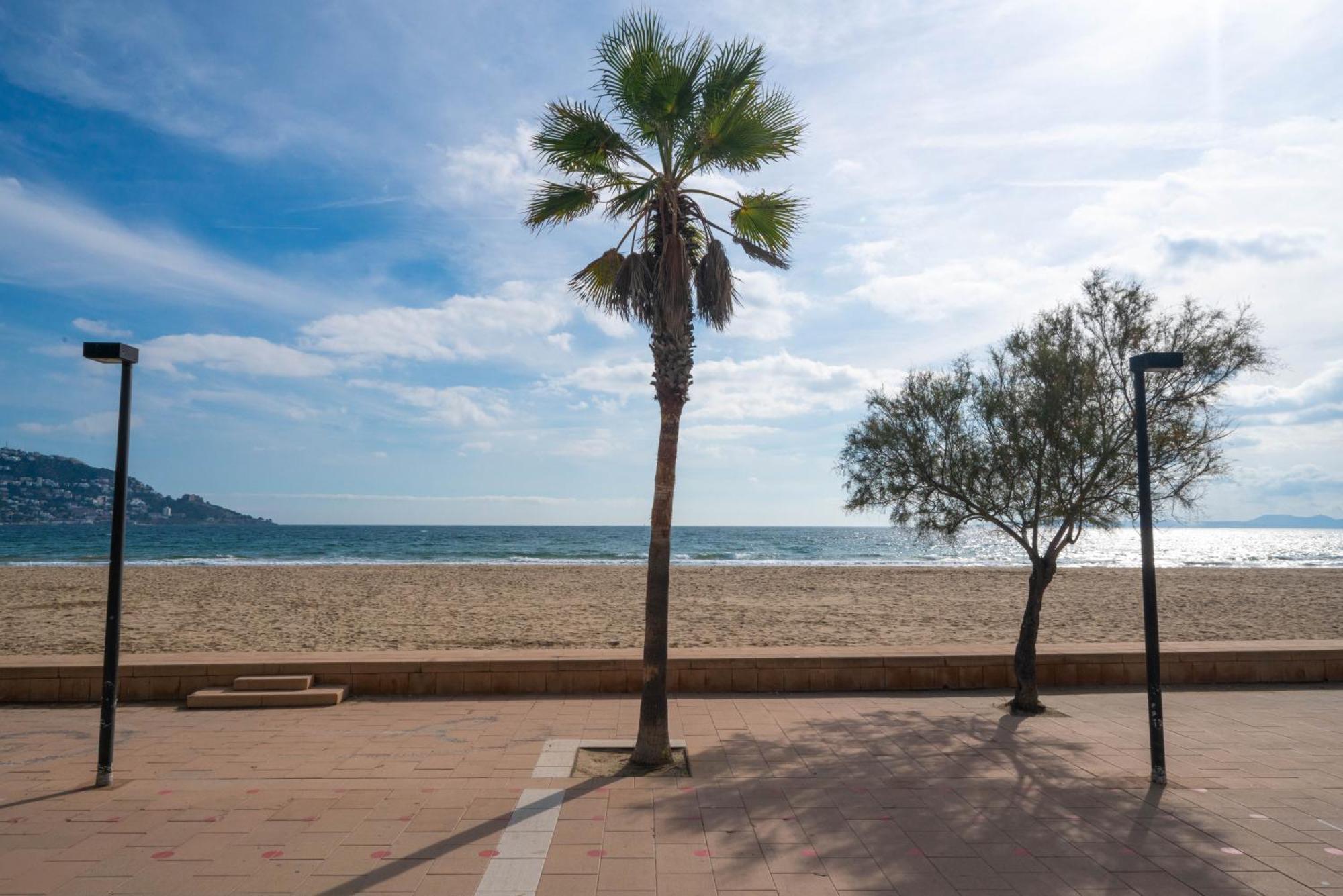 Welhomy Magnifique Appartement Santa Margarida Roses Estany Экстерьер фото